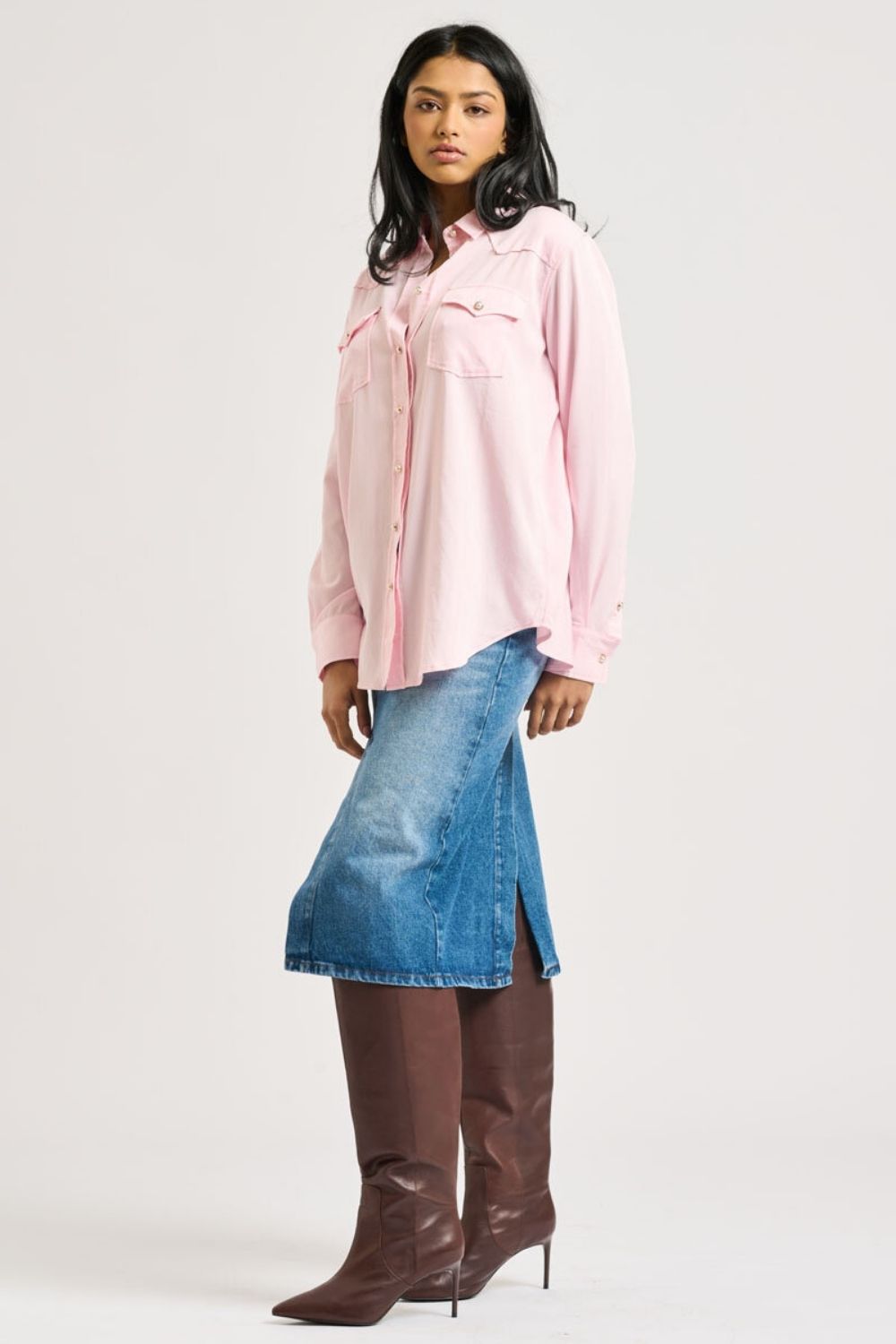 The Lady Rancher Classic Shirt - Baby Pink