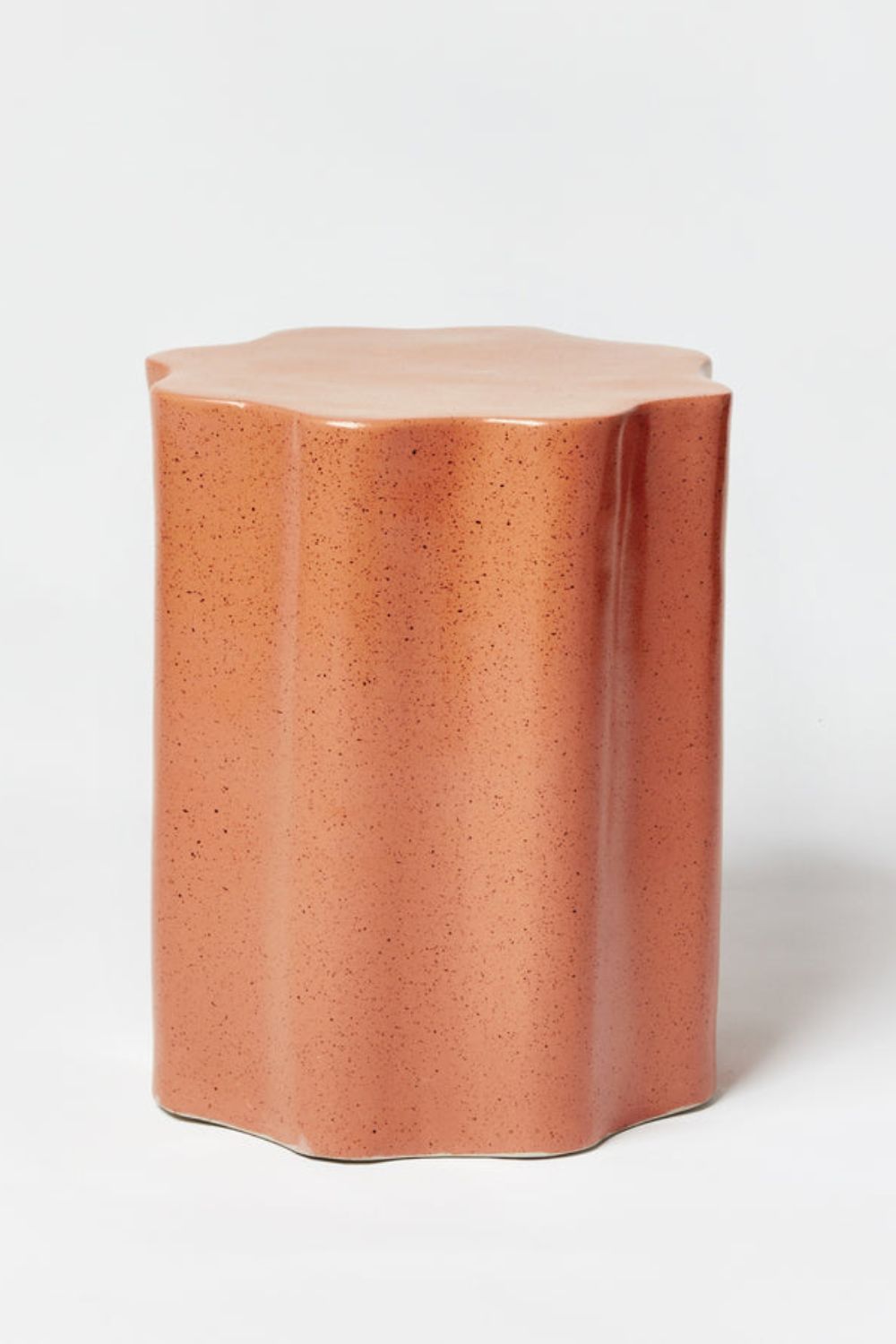 Side table wave speckle clay