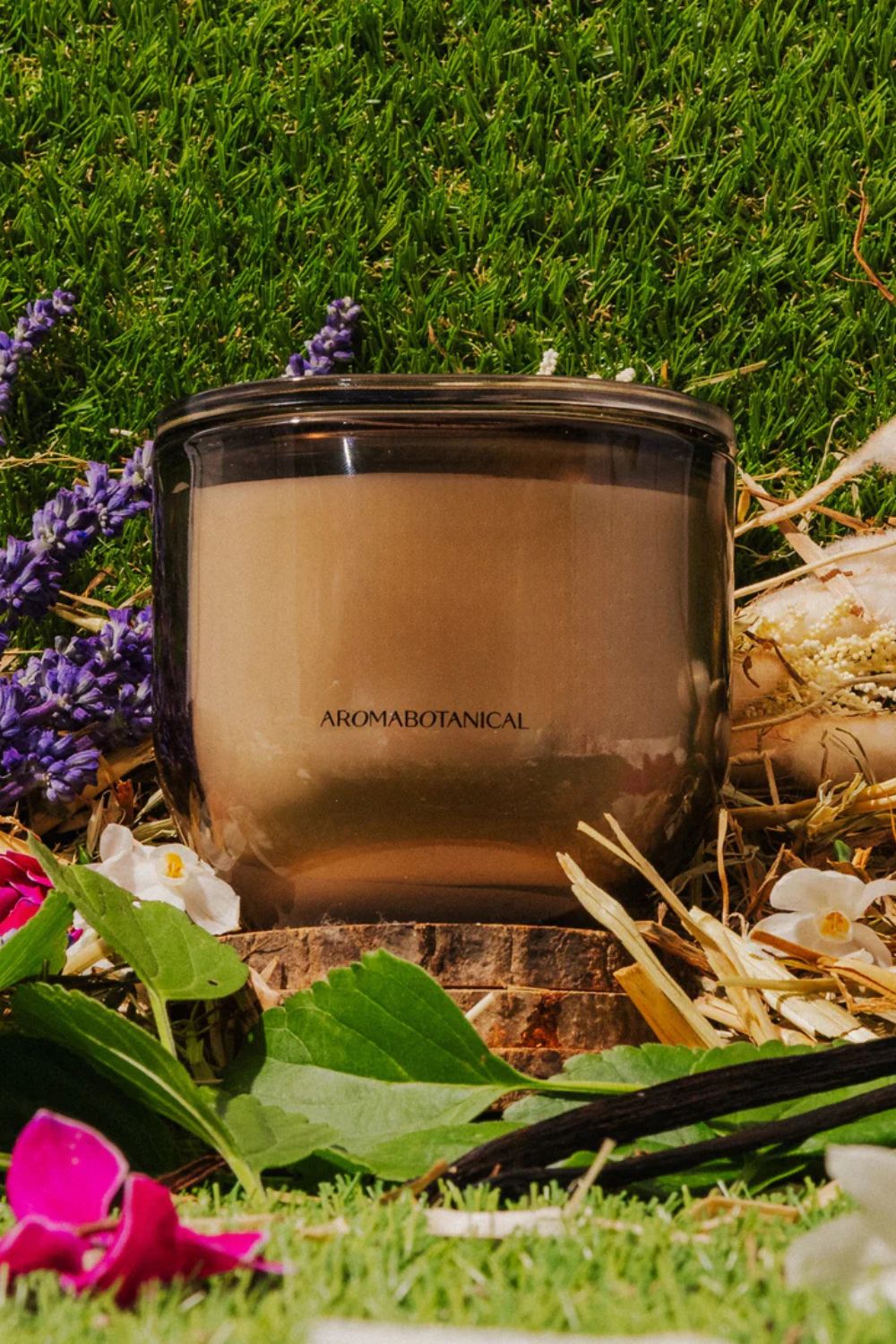 ALLURE BLACK OUDH & PATCHOULI 410G CANDLE
