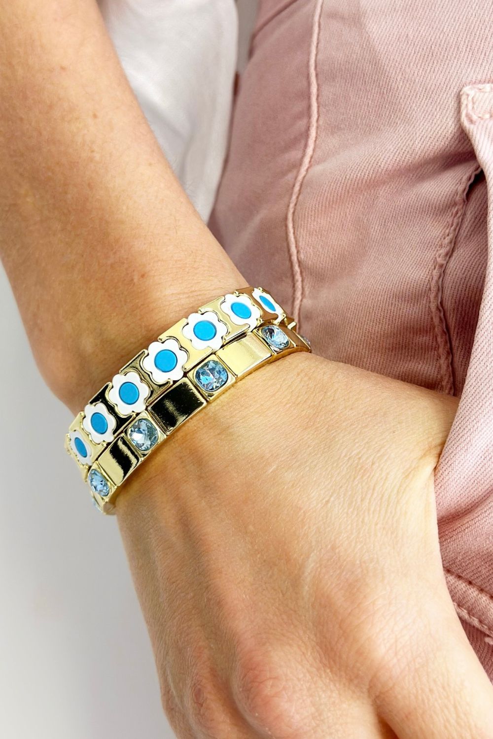 Daisy chain bracelet - pink/white/blue