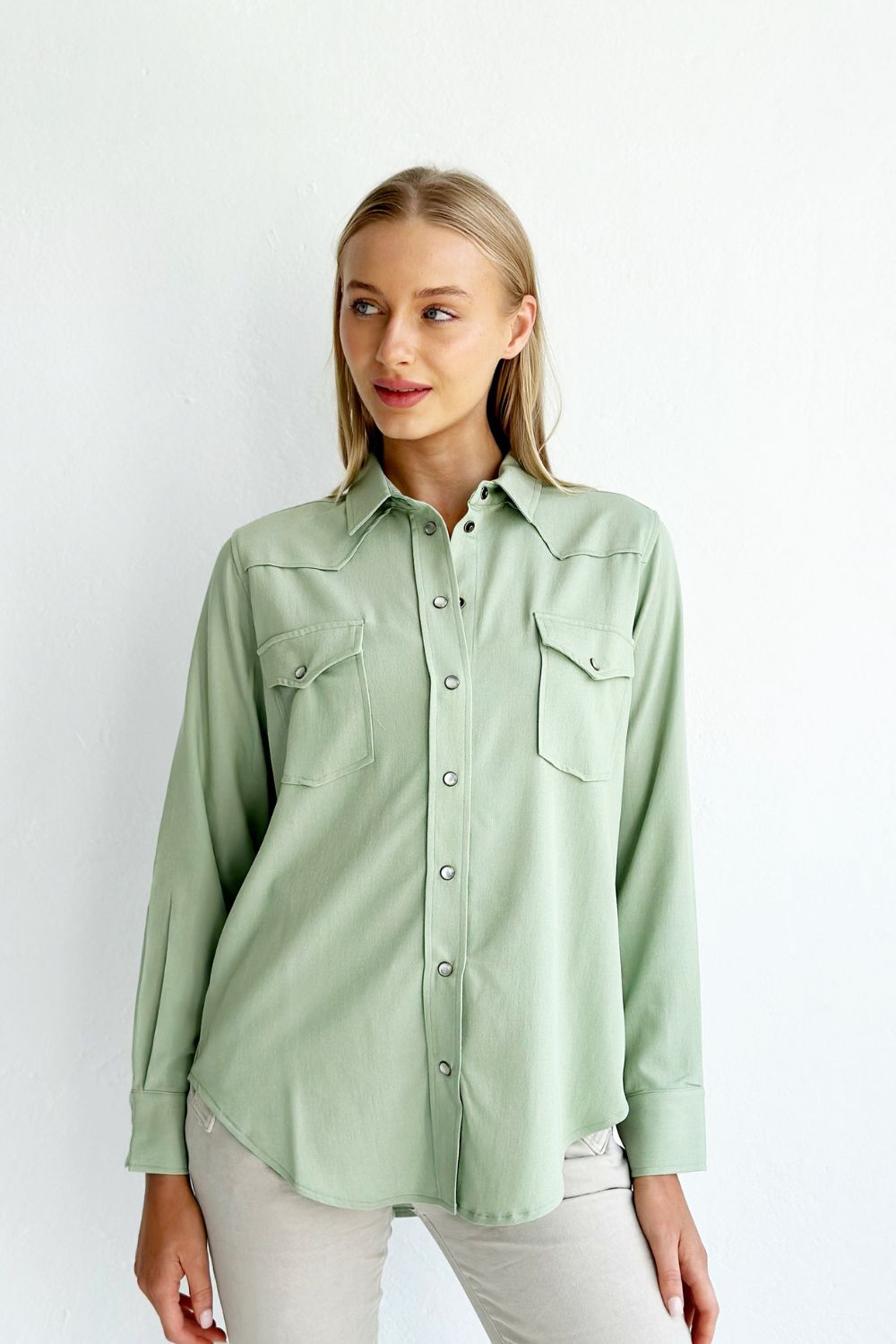 The Lady Rancher Classic Shirt - Olive