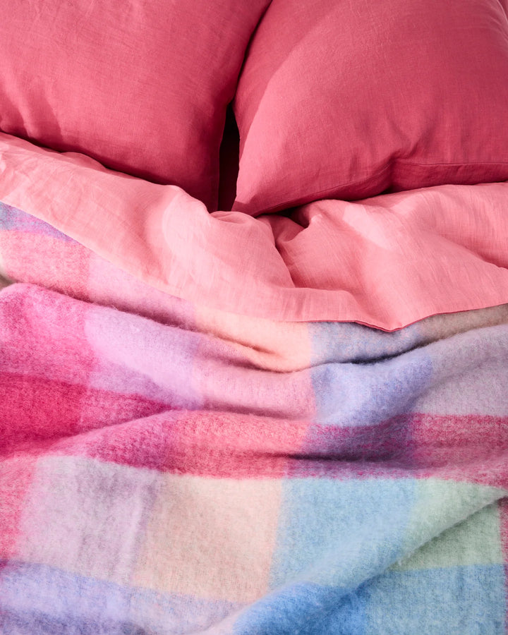 Candy Clouds Tartan Cosy Blanket