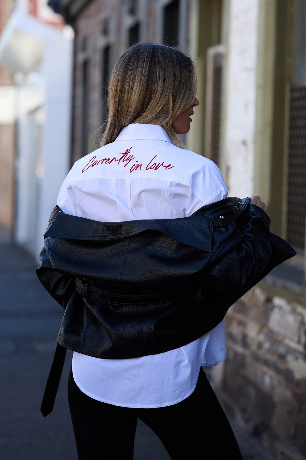 THEA SHIRT WHITE IN LOVE