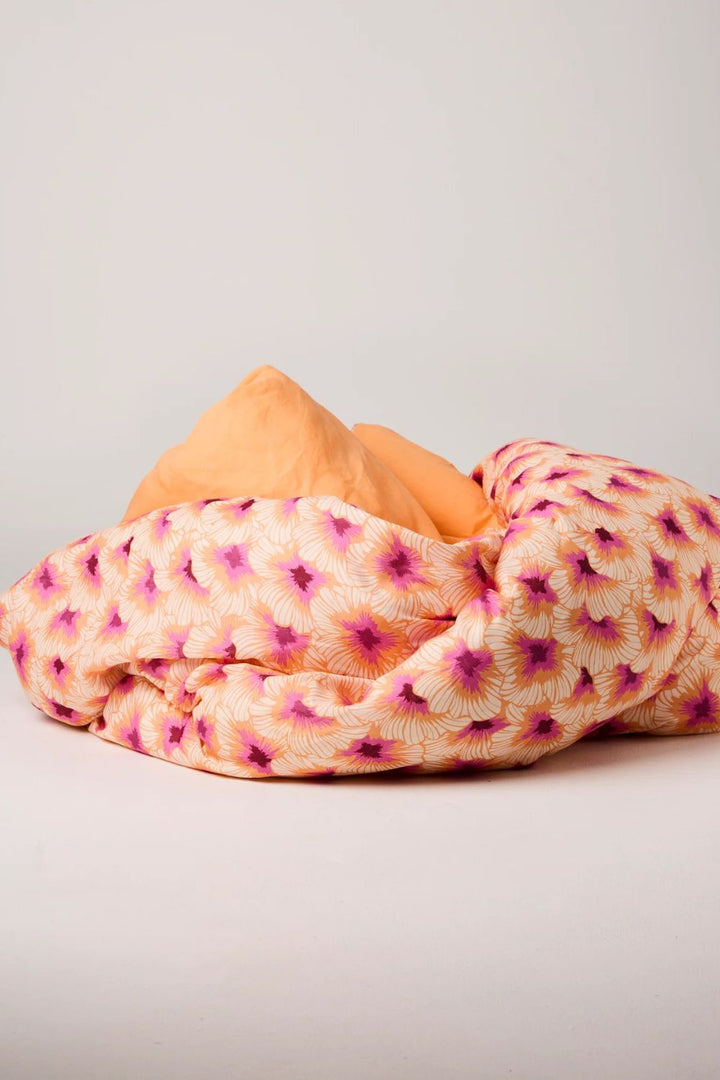 Hibiscus Peach Linen Quilt Cover - Queen
