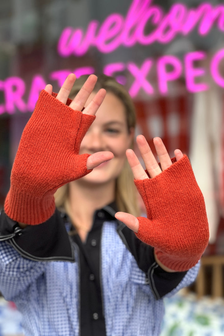 JULIA Mittens - Burnt Orange