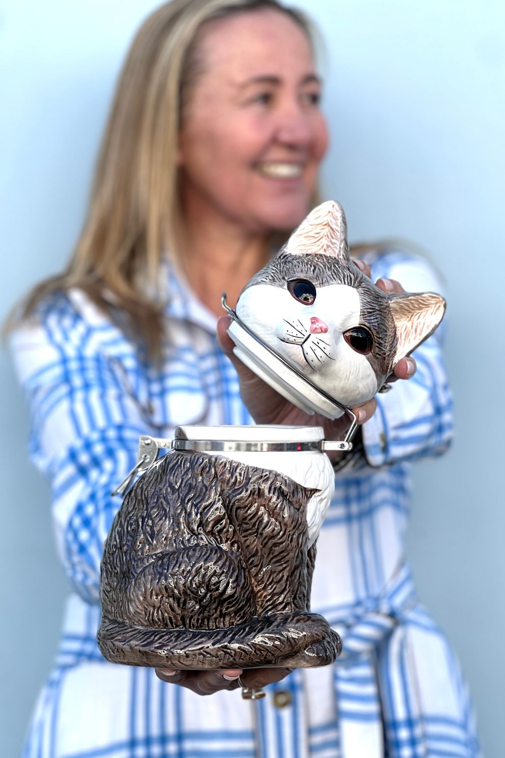 KITTY CAT CERAMIC STORAGE JAR