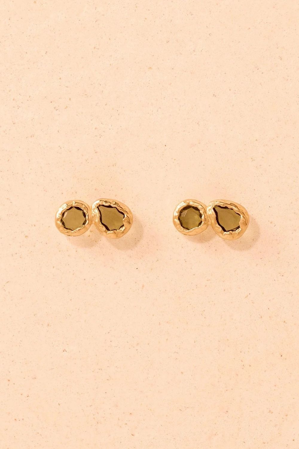 Lysiana Earrings
