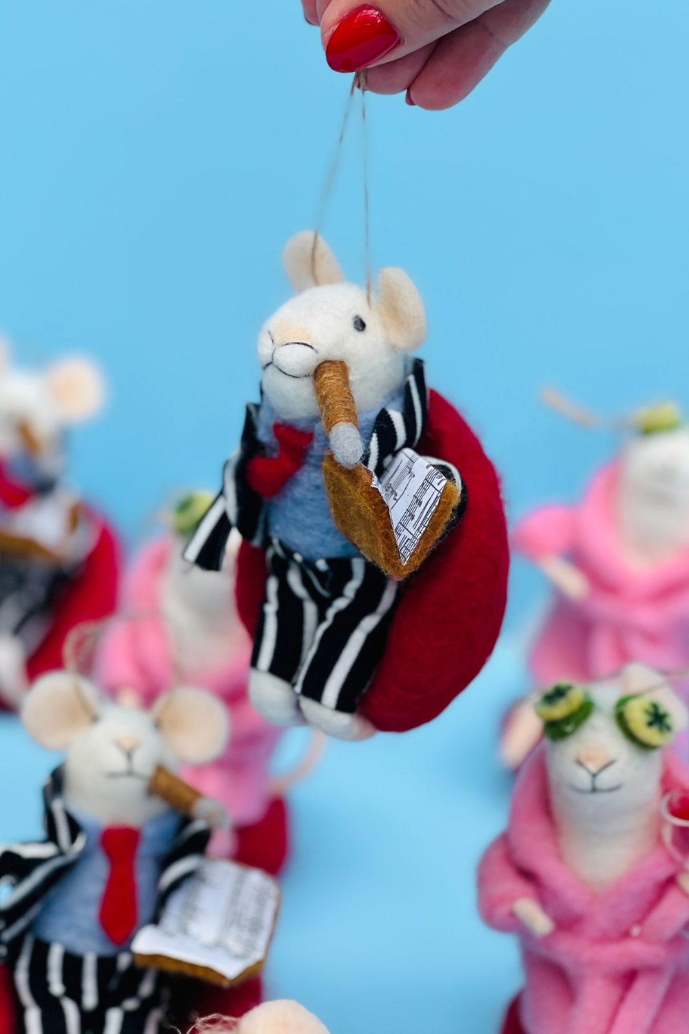 Penny Pampered Mouse Hanging Tree Decoration