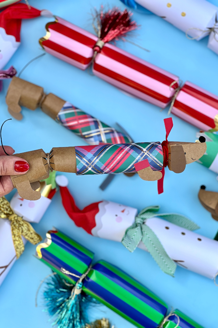 Striped Tinsel Tassel Crackers