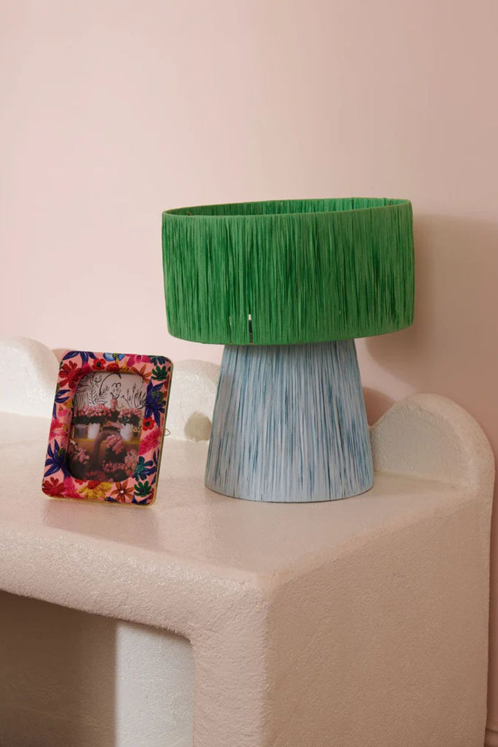 MAUI RAFFIA LAMP