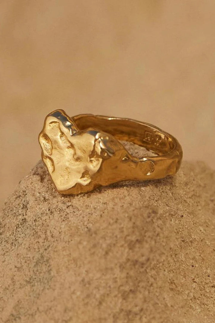 Livia Ring