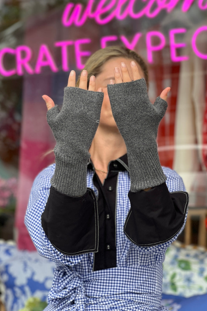 JULIA Mittens - Dark Grey