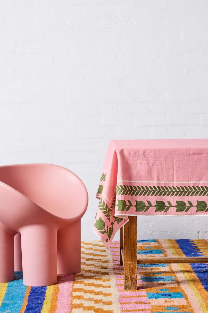 FLOWER CHAIN EMBROIDERED TABLECLOTH