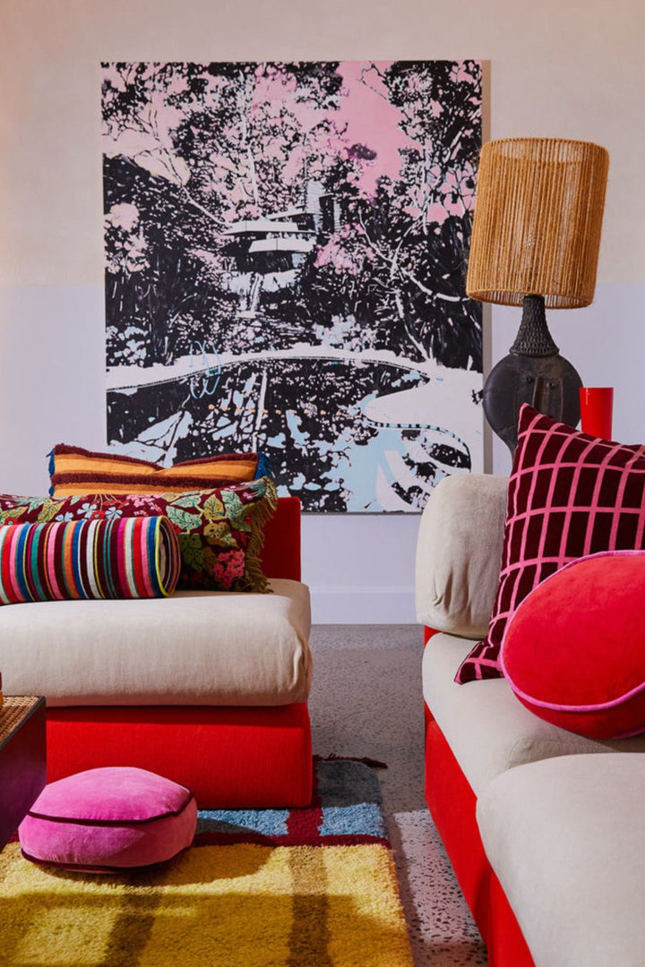 Castilo Round Velvet Cushion - Fuchsia