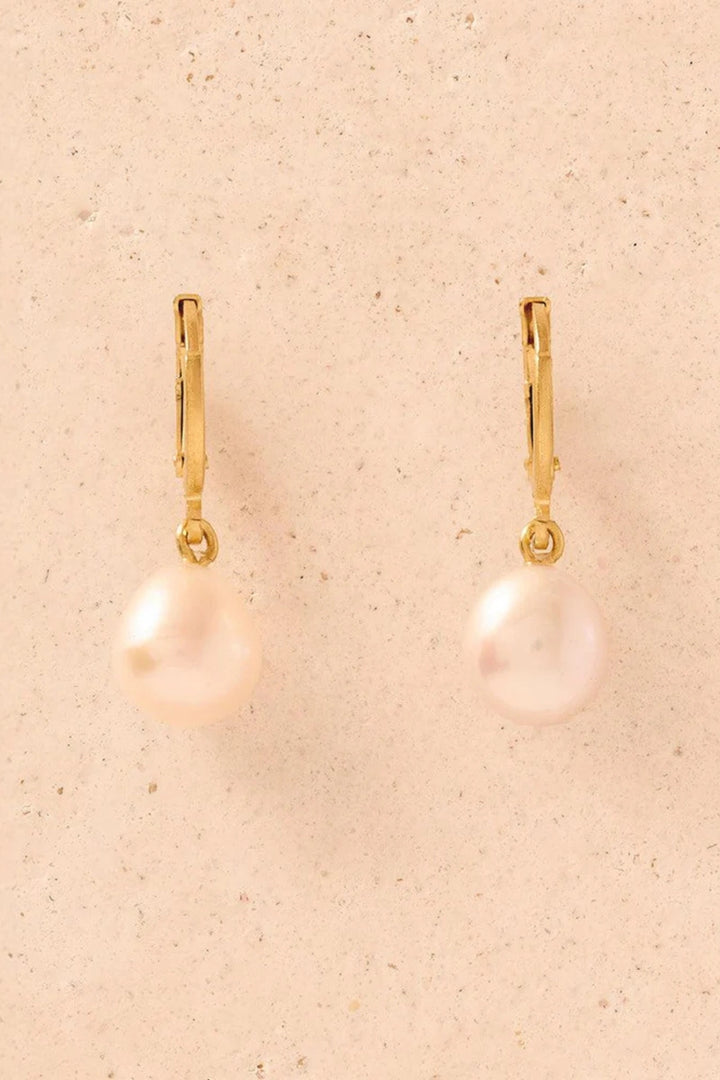 Estée Earrings
