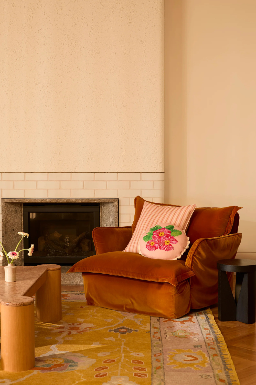 Delilah Pink Linen Cushion