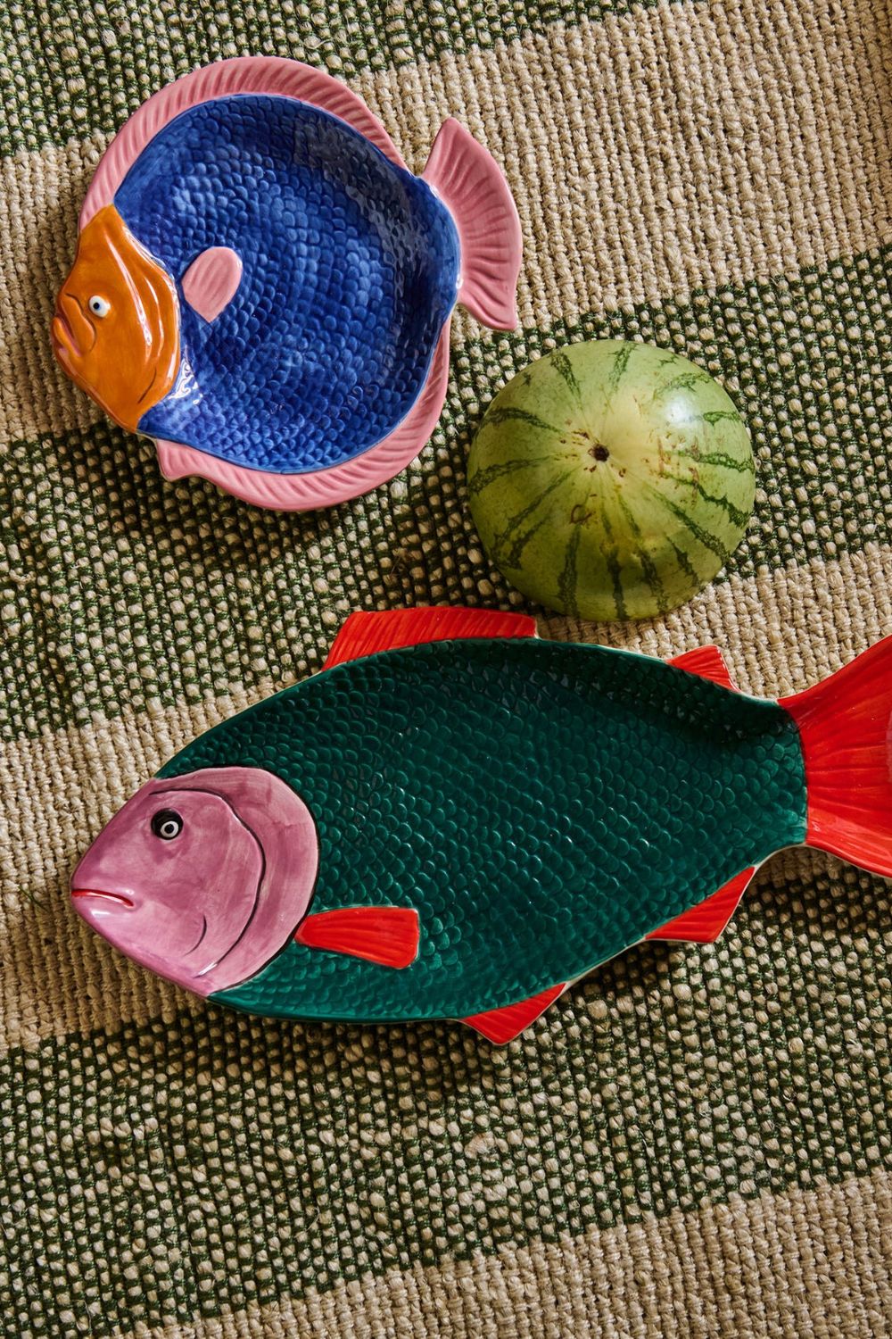 OLOMON FISH SERVING DISH