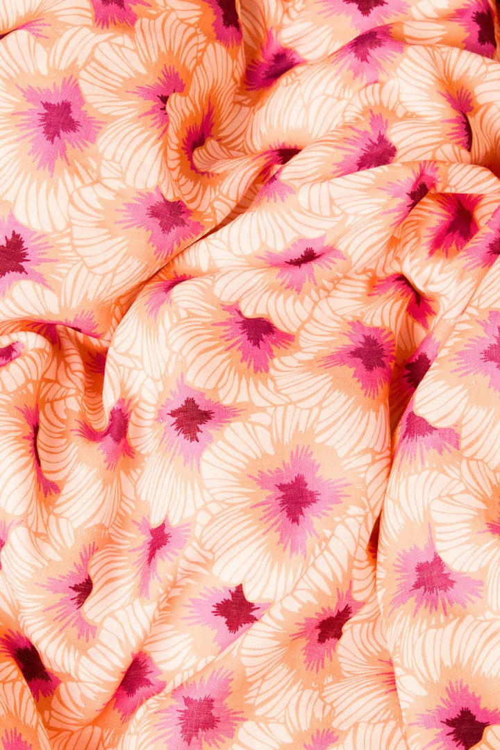 Hibiscus Peach Linen Quilt Cover - Queen