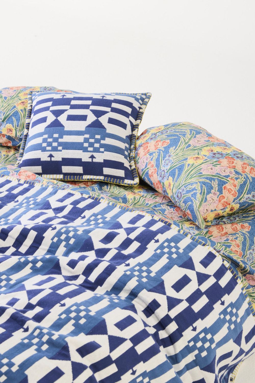 Kip&Co x Anna Spiro Gladiolus Organic Cotton Pillowcases 2p Standard