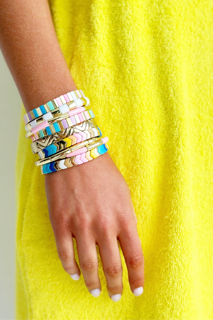 Hip to be square bracelet | Pastels