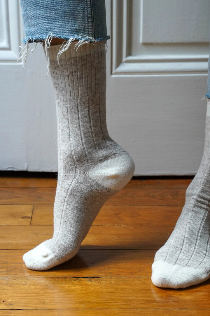KLUE Merino Wool socks with Bands -  Sand & White