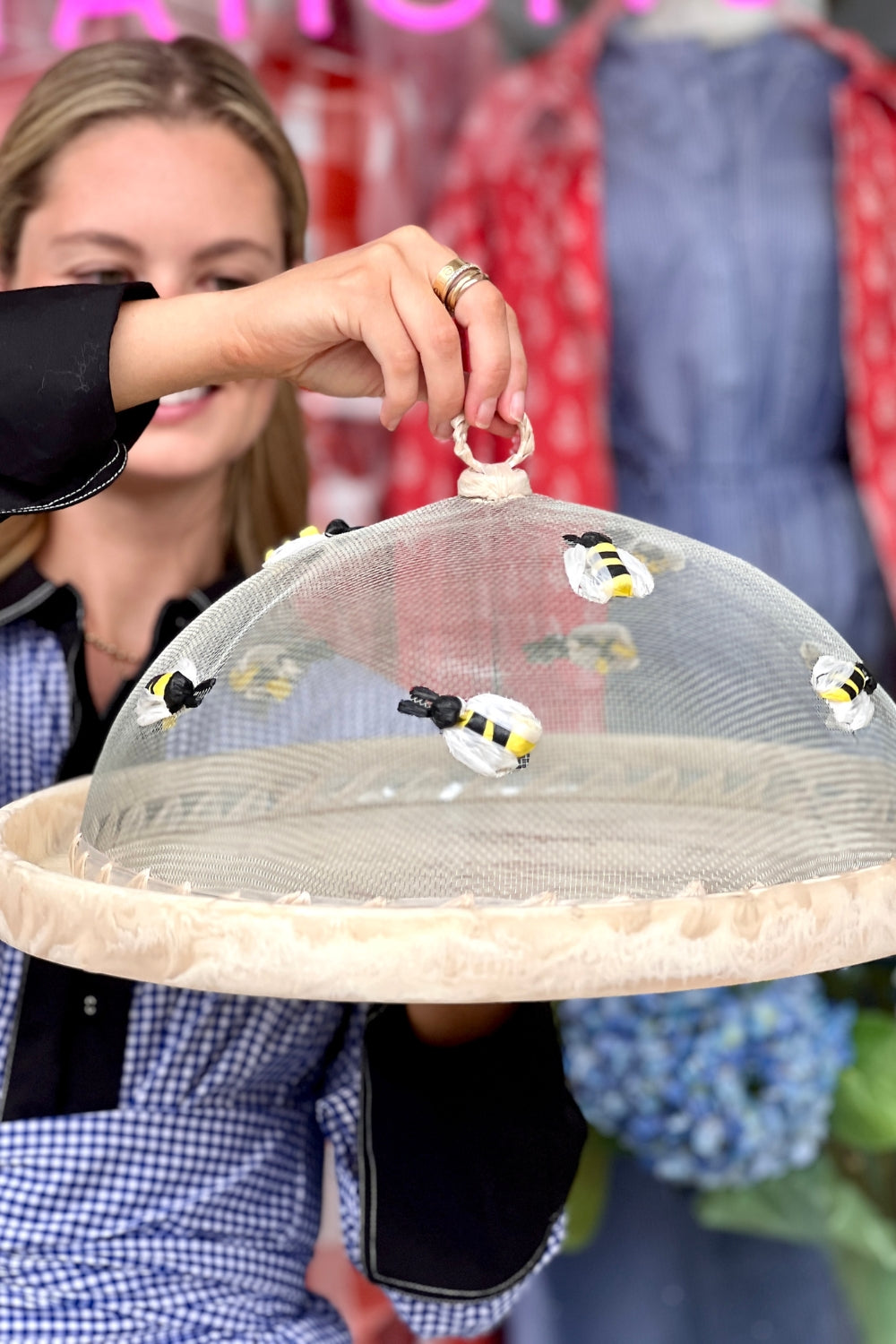 Bee Mesh Food Covering