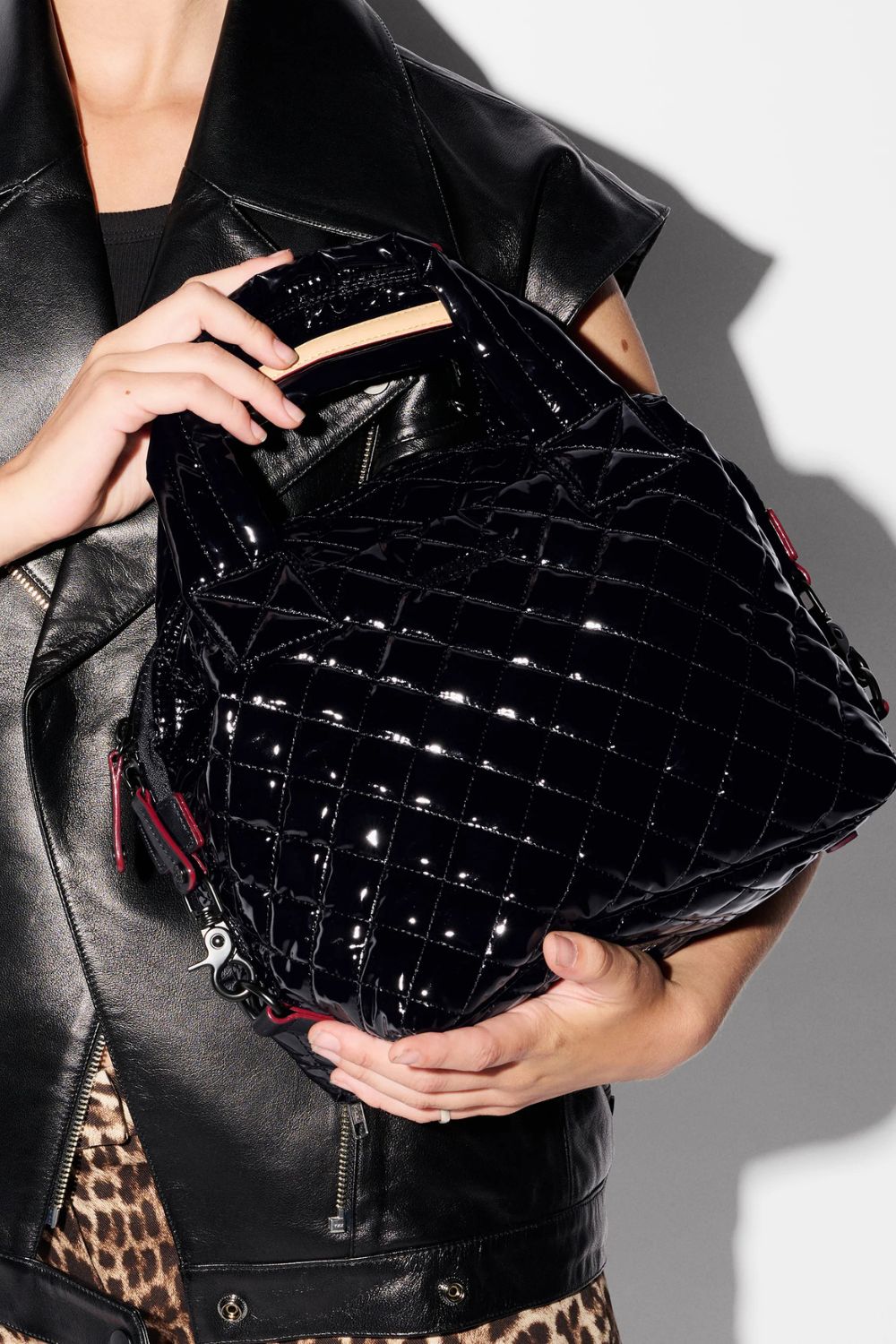 Black Lacquer Small Sutton Deluxe