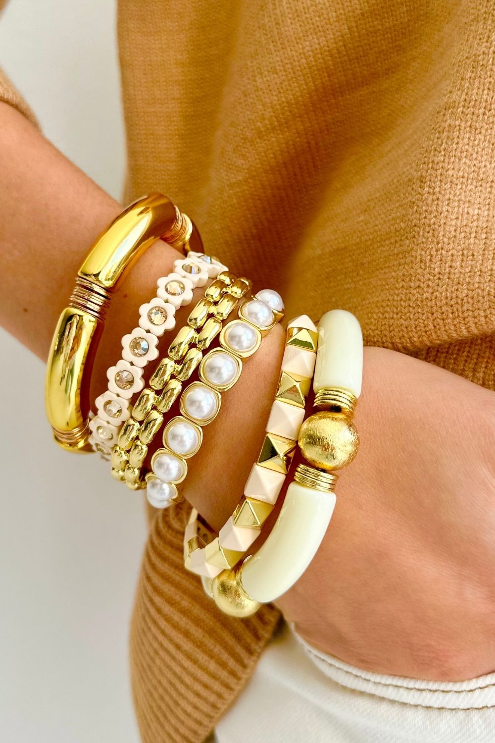Stud bracelet - Gold and Cream