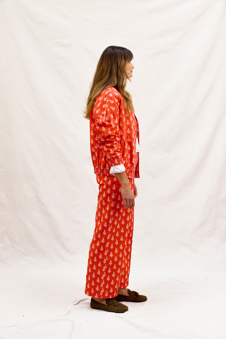 HIGH ON A HILL Bomber