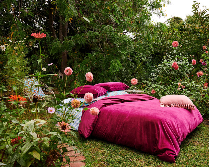 Anemone Velvet Quilt Cover