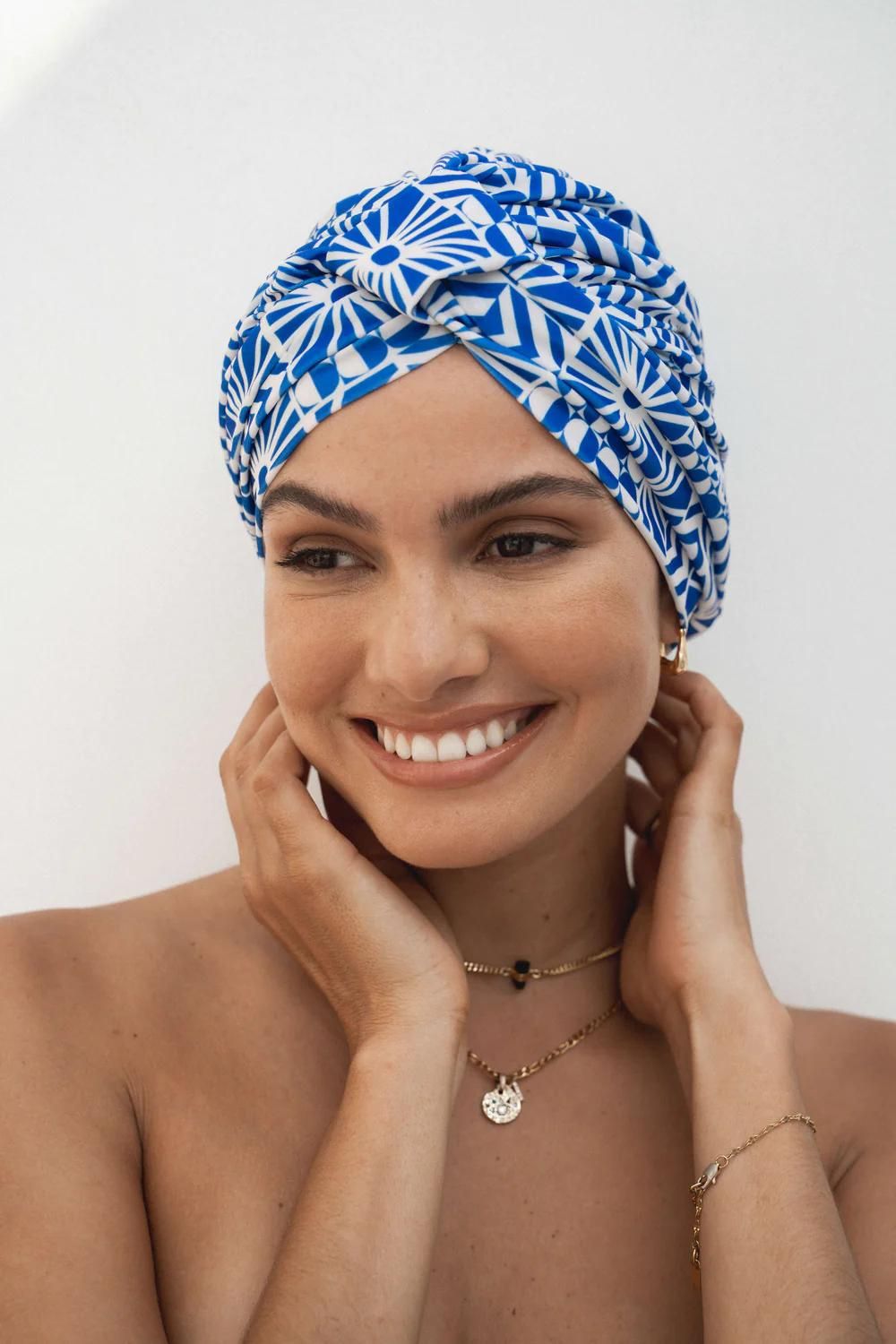 Amelie shower cap in Mediterranean Sun