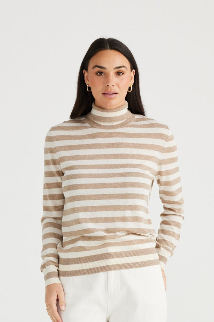 Quinn Knit Taupe & White